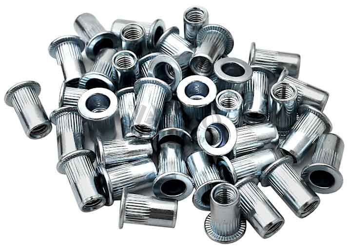 Sady maticových nitov