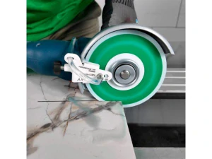 Prípravok DISTAR MECHANIC SPRAY 115-125 pre mokré rezanie