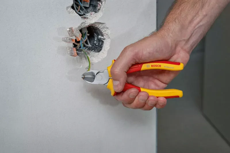 Bočné štikacie kliešte VDE 160 mm BOSCH Professional