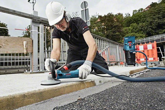BOSCH GBR 15 CA Professional