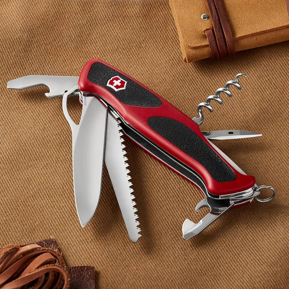 VICTORINOX 0.9563.MC RangerGrip 79