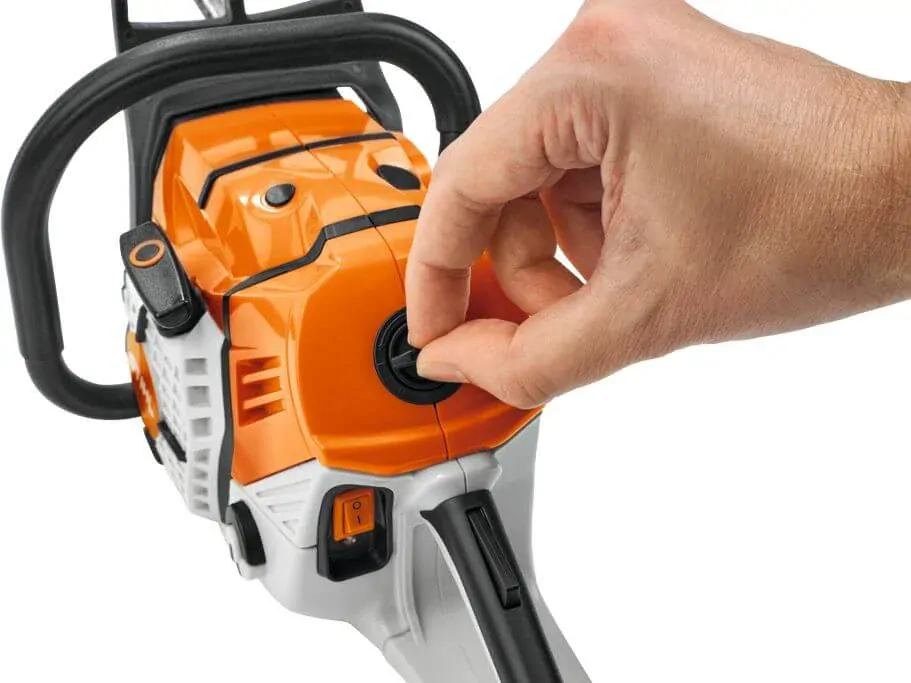 Model motorovej píly STIHL – hračka