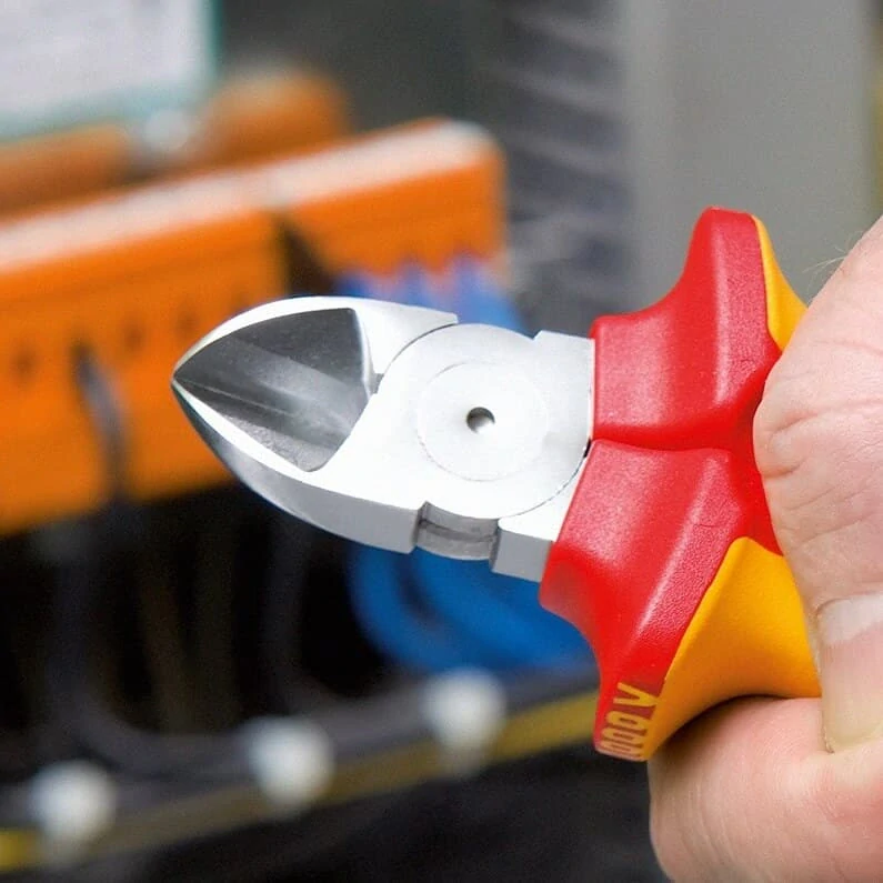 Kliešte štip.bočné 180mm VDE Knipex 7006180