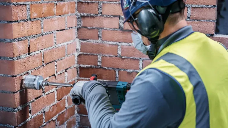 Diamantová korunka BOSCH 82 mm 