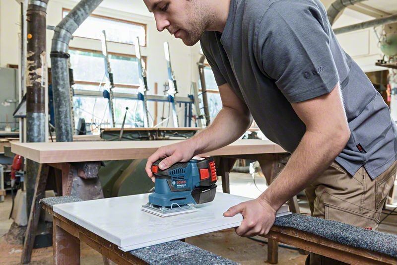 BOSCH GSS 18V-10 solo 06019D0200