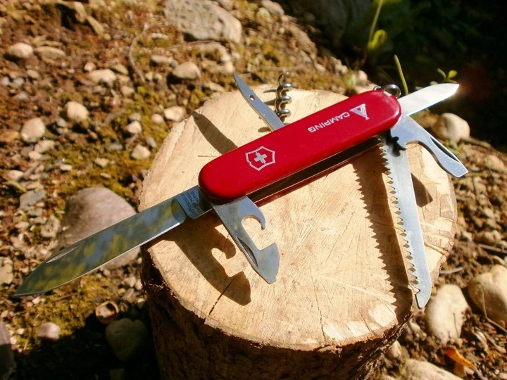 VICTORINOX CAMPER 1.3613.71