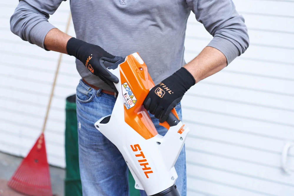 STIHL BGA 60, set 1xAK30 + 1xAL101