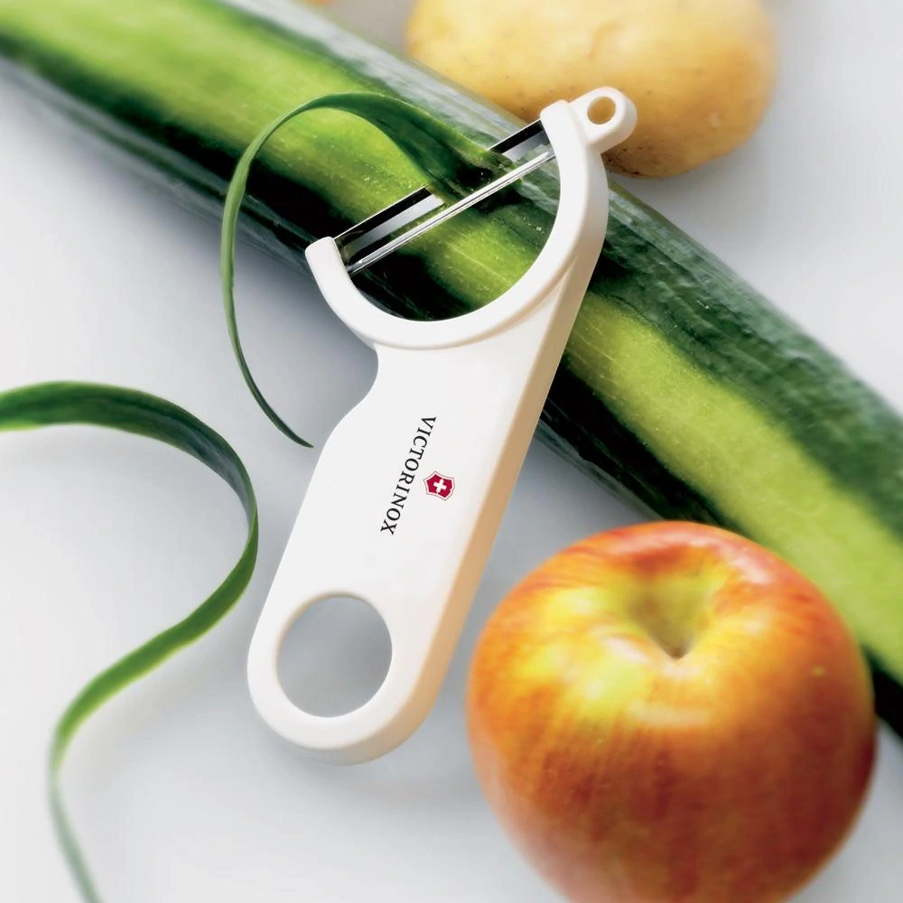 VICTORINOX škrabka na zemiaky 7.6073.7