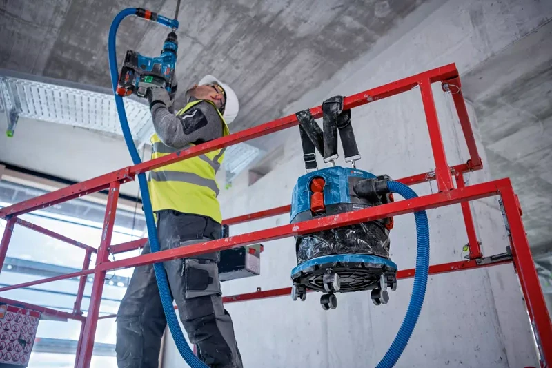 BOSCH GAS 18V-12 MC