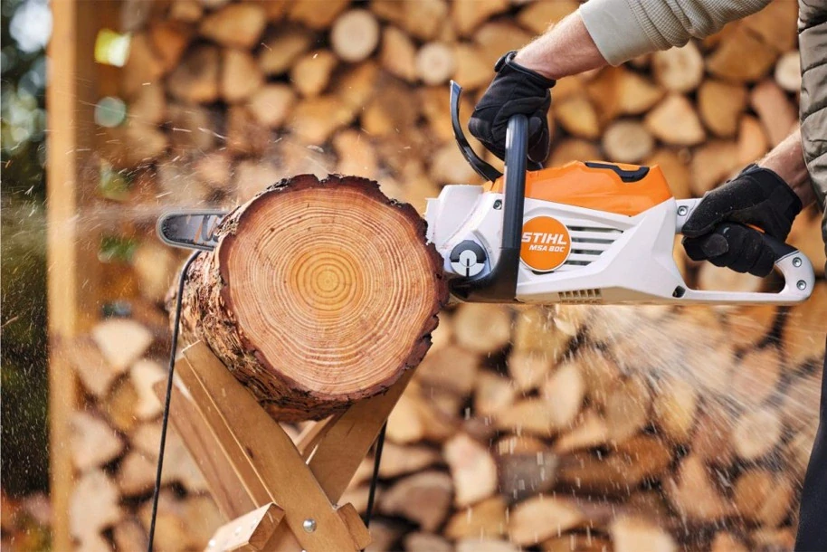 STIHL MSA 80 C-BQ, set 1xAK30S + 1xAL101