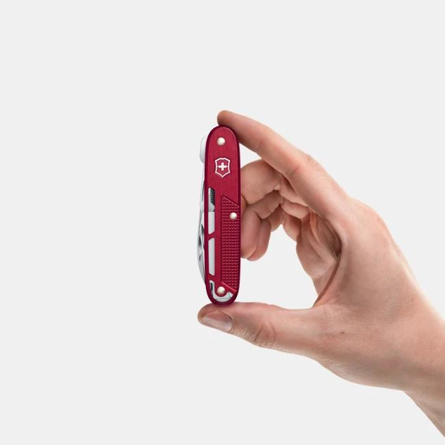 VICTORINOX Synergy Alox 0.8216.20, červený