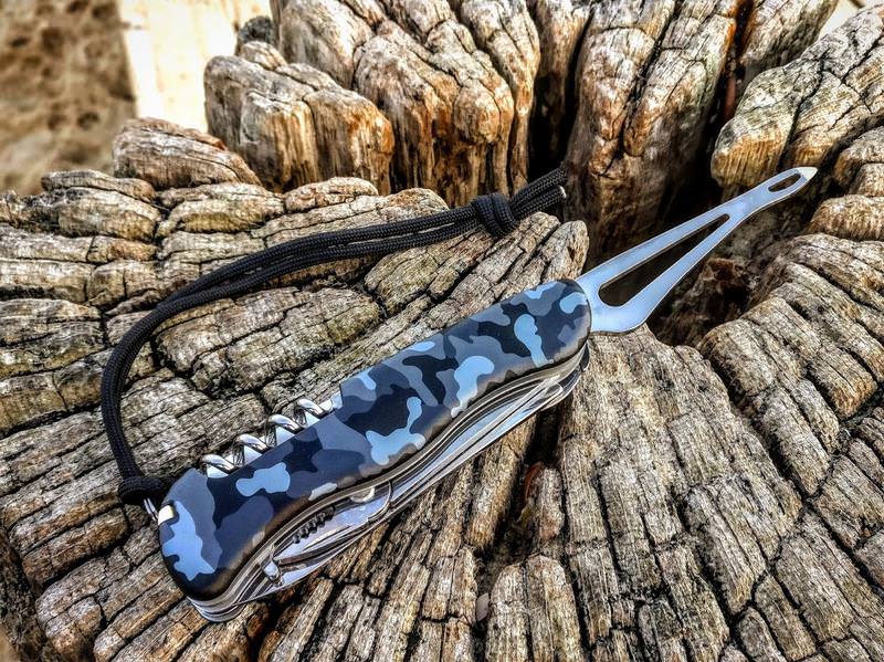 VICTORINOX Skipper navy camo 0.8593.W942