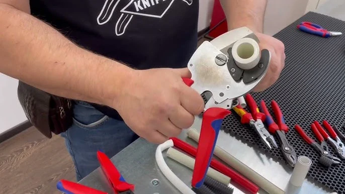 Nástroj na rezanie trubiek Knipex 902540