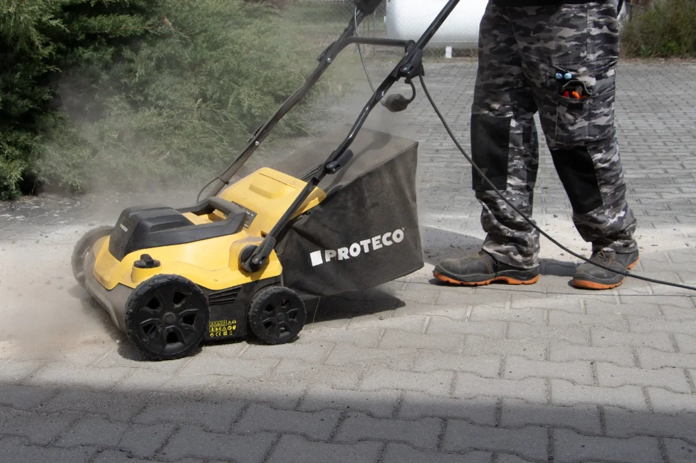 Elektrický vertikutátor PROTECO 4v1 PREMIUM