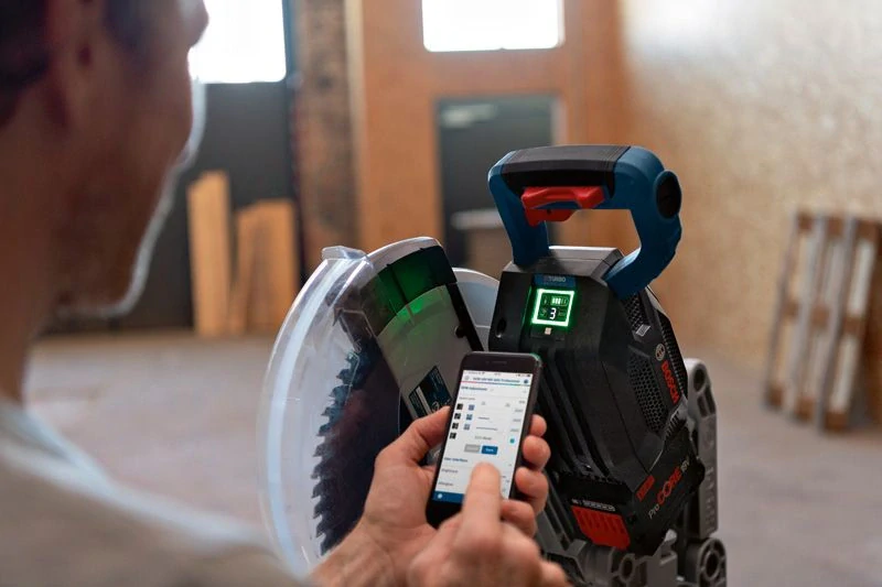 BOSCH GCM 18V-305 GDC solo