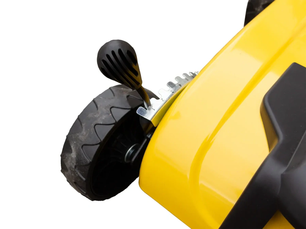 Benzínový vertikutátor PROTECO PREMIUM 4,1 kW s reguláciou rýchlosti