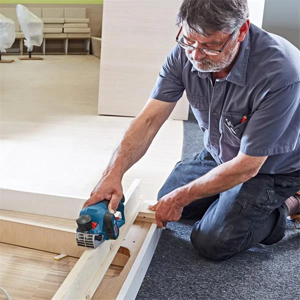 BOSCH GHO 12V-20 Set