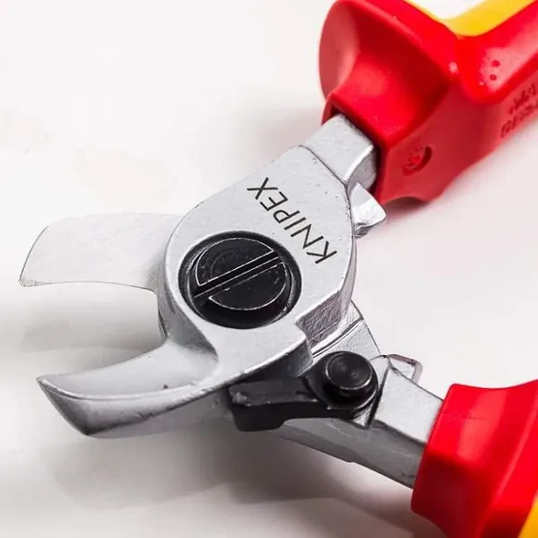 Kliešte na káble Knipex 165 mm VDE 1000V 9526165