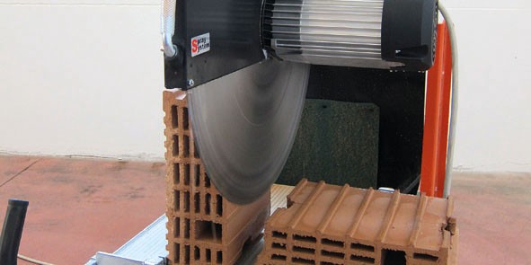 Bloková píla BATTIPAV EXPERT 700 (ref.: 9700)