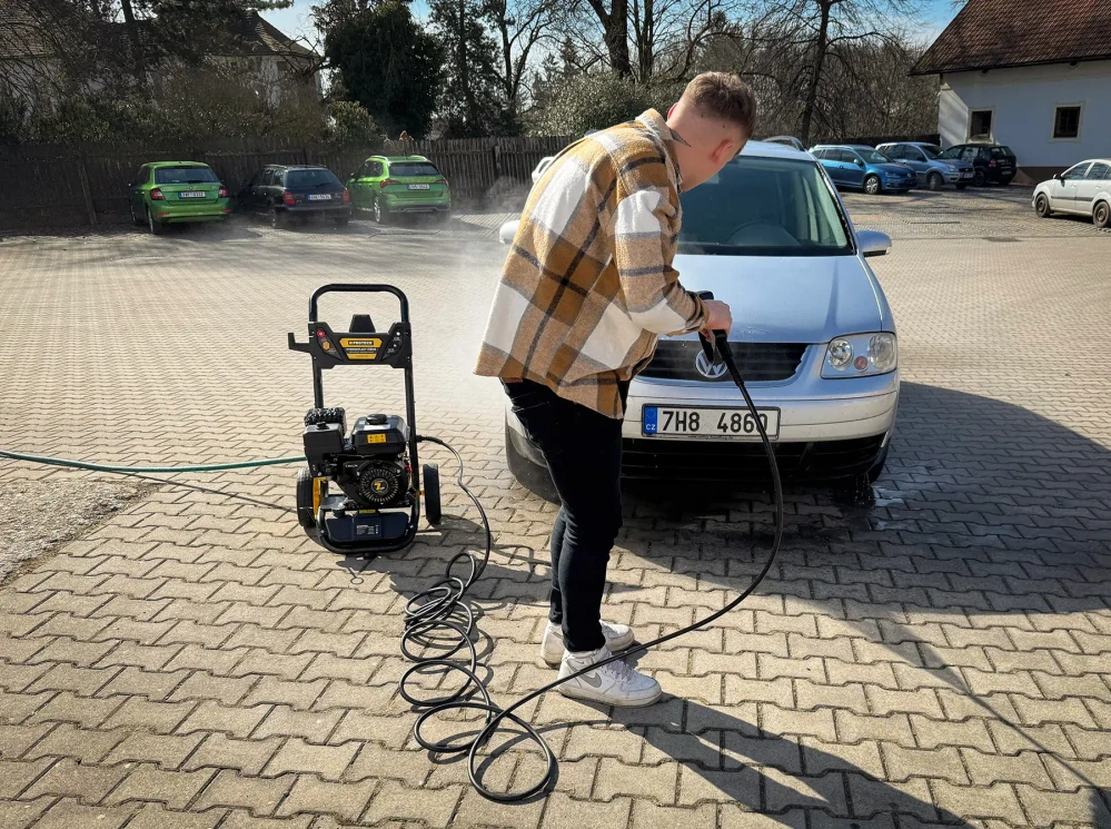 Benzínový samonasávací vysokotlakový čistič | 5,2 kW | 200 bar