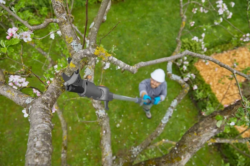 Aku teleskop. nožnice GARDENA  14776-20
