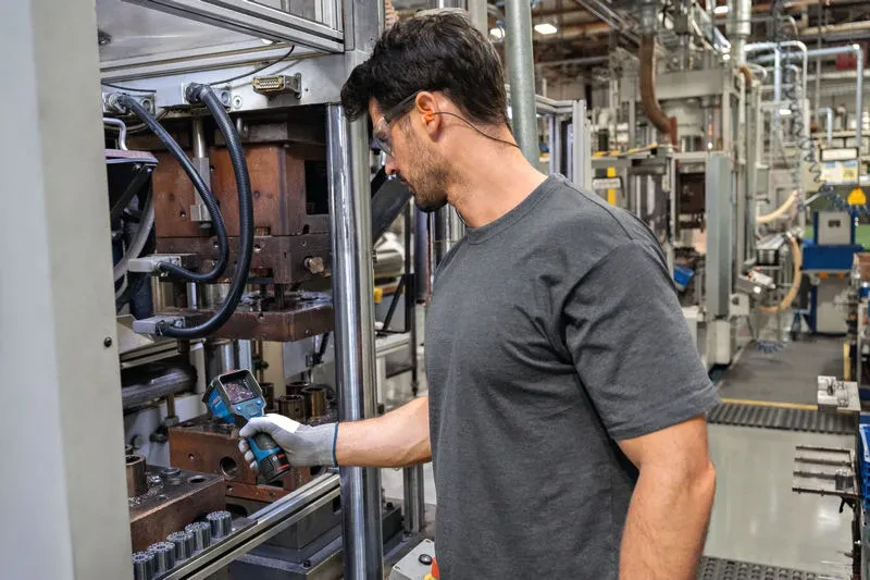 BOSCH GTC 12V-450-13