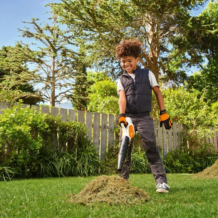 Model aku fúkara listia STIHL – hračka