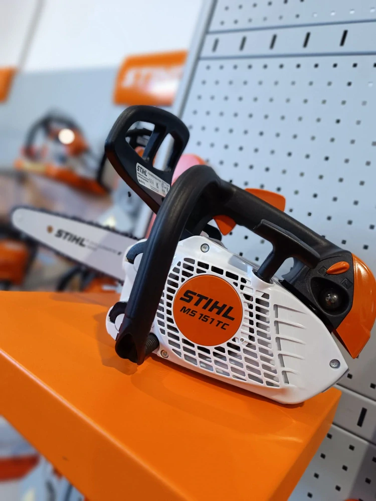 STIHL MS 151 TC-E